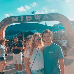 Meet your Posher, Alvaro